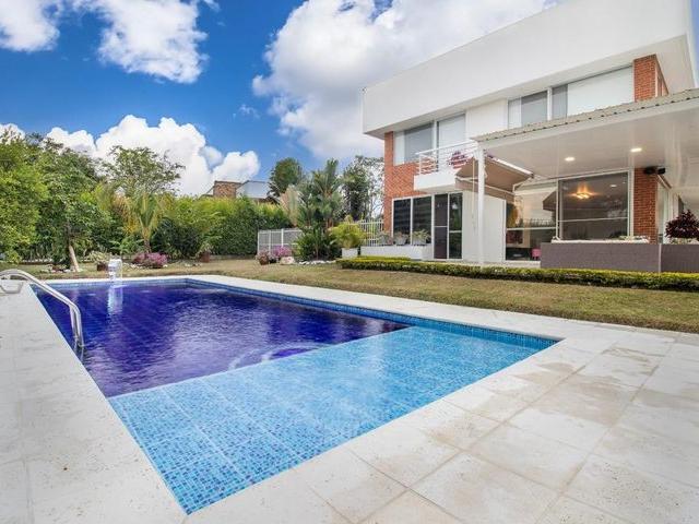 Casa en arriendo en Pance