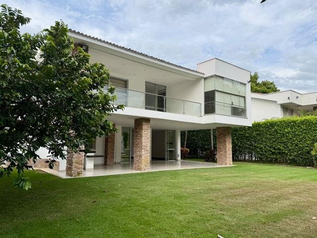 Casa en arriendo en Pance