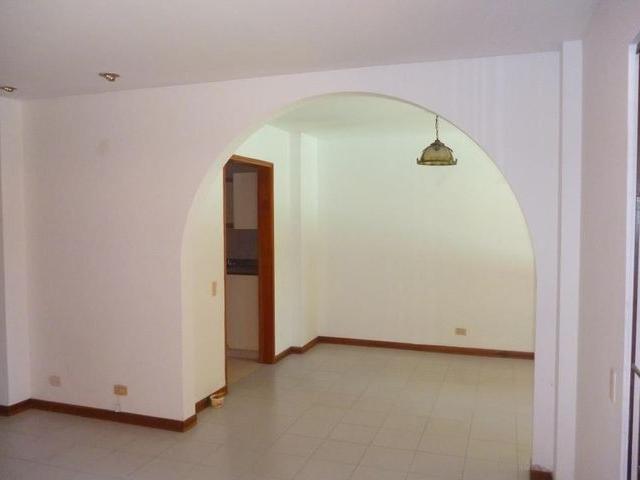 Casa en arriendo en Pinares de San Martín