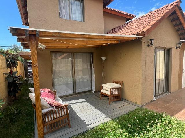 Casa en arriendo en portezuelo oriente comuna puente alto