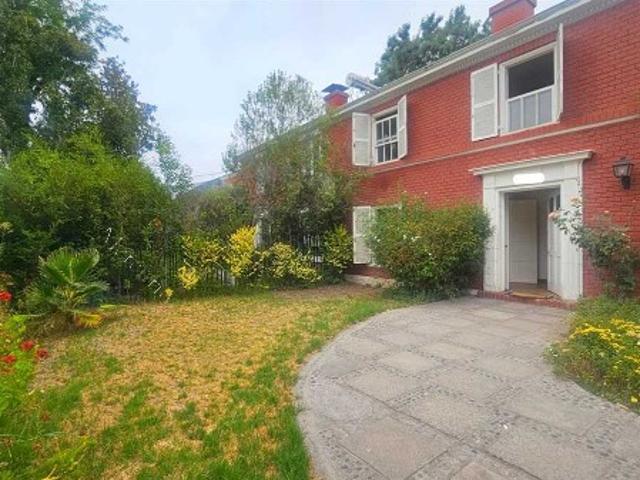 Casa en Arriendo en Providencia 3 dormitorios 3 baños