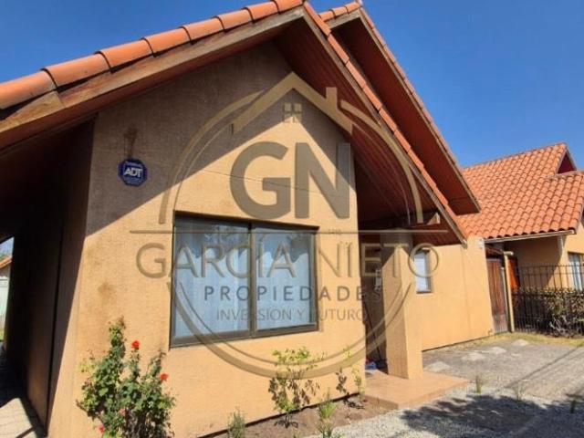 Casa en Arriendo en Rancagua 4 dormitorios 3 baños