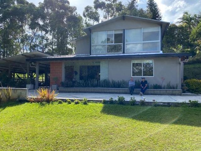 Casa en arriendo en Retiro