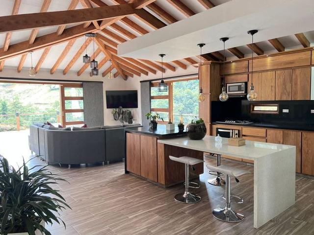 Casa en arriendo en Rionegro