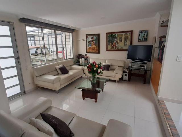 Casa en arriendo en Suba
