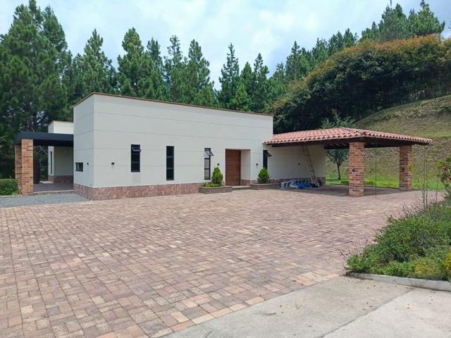Casa en arriendo en San Vicente