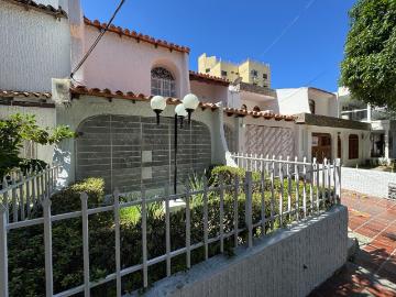 Casa En Arriendo En Santa Marta En Bavaria A348728
