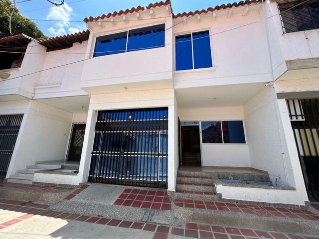 Casa en arriendo en Santa Marta