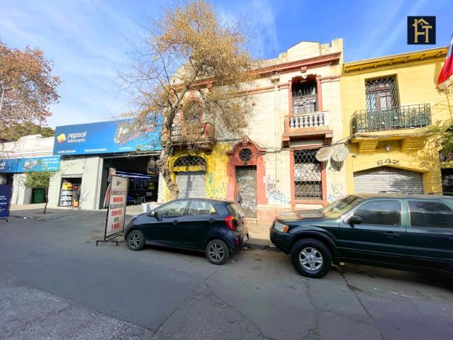 Casa en Arriendo en Santiago 12 dormitorios 4 baños