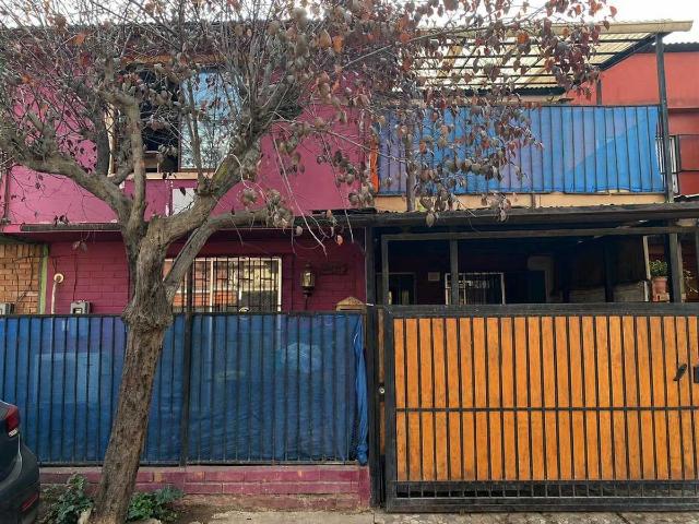Casa en Arriendo en Talagante 4 dormitorios 2 baños