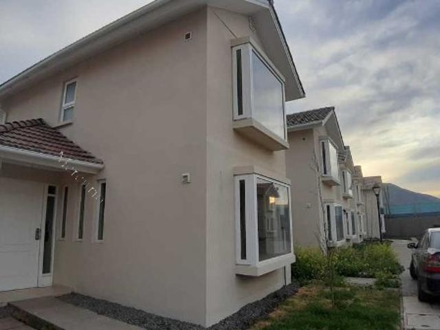 Casa en Arriendo en Talagante 3 dormitorios 2 baños
