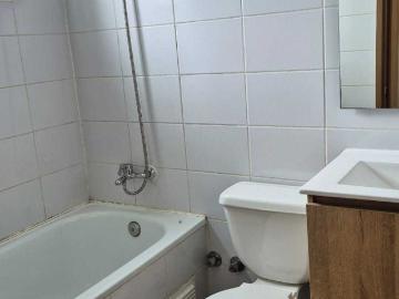 Casa en Arriendo en Talca 4 dormitorios 2 baños