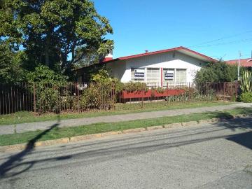Casa en arriendo en Región de Los Ríos - Estacionamiento