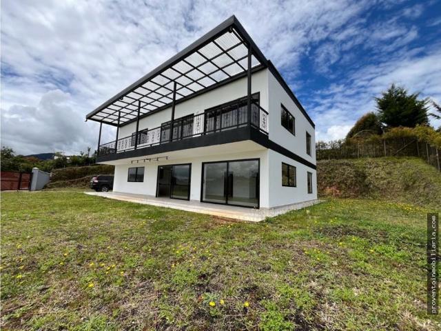 Casa en Arriendo en Vía San Antonio La Ceja
