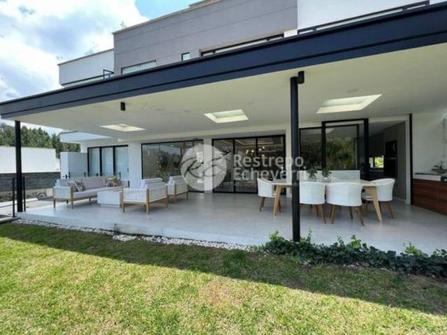 Casa en arriendo en Villamaría