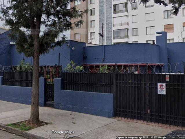 Casa en Arriendo en Ñuñoa 6 dormitorios 4 baños