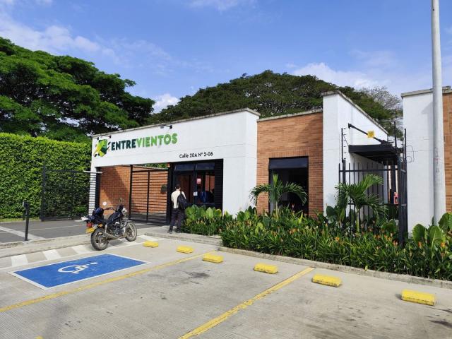 Casa en arriendo, Entre vientos
