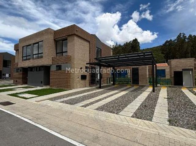 Casa en Arriendo, ENTRELOMAS BOSQUE RESIDENCIAL, Zipaquira
