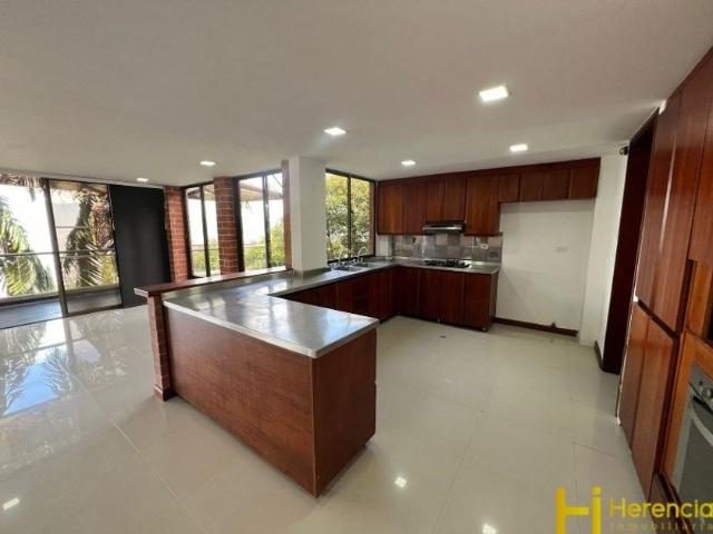 Casa en arriendo Envigado, Antioquia