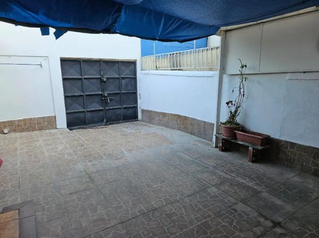 Casa en arriendo est central calle el roble