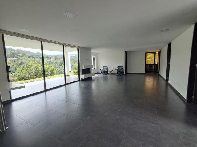 Casa en arriendo, Fizebad