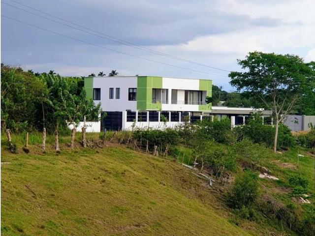 Casa en arriendo Inmersso La Boutique Del Café 13, San Jose Sur, Pereira, Risaralda, Col