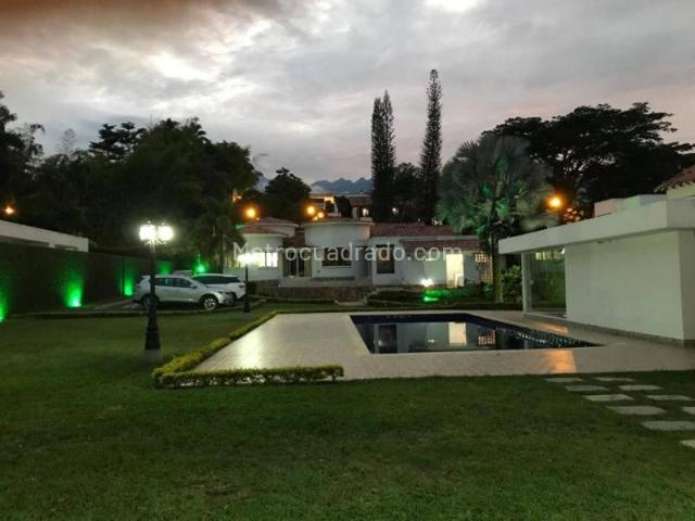 Casa en Arriendo, La Buitrera, Cali