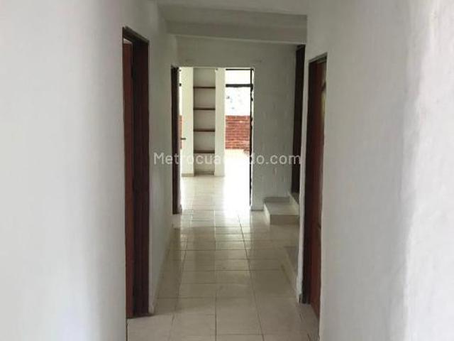 Casa en Arriendo, La Buitrera, Cali