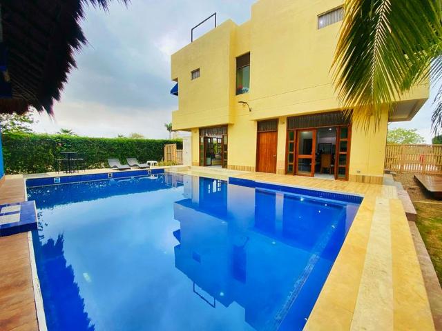 Casa en arriendo La Boquilla, De La Virgen Y Turística