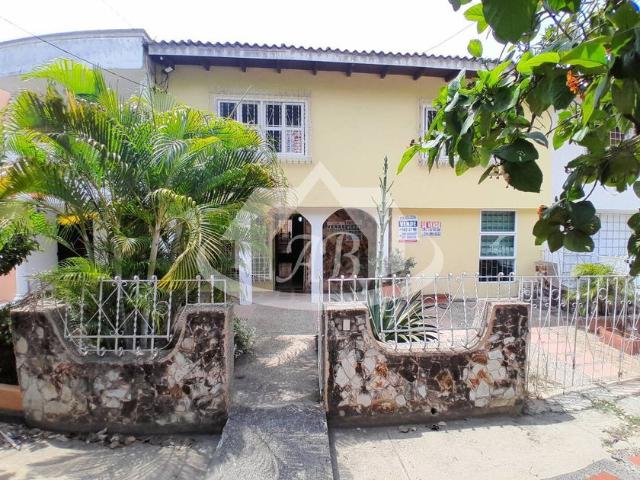 Casa en arriendo La Castellana, Montería