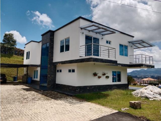 Casa en arriendo, La ceja