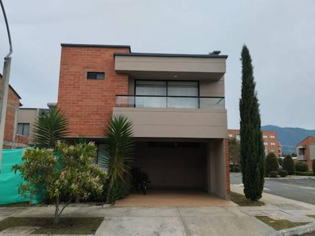Casa en arriendo, La ceja
