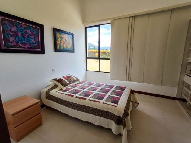 Casa en arriendo, La ceja