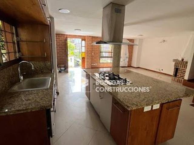 Casa en arriendo, La doctora