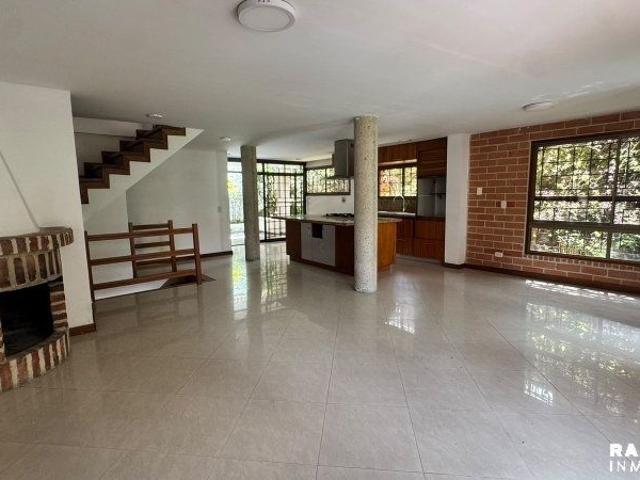 Casa en arriendo, La doctora