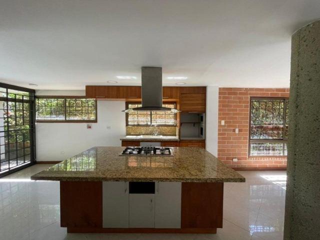 Casa en arriendo, La doctora