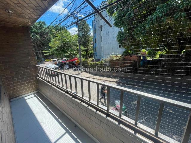 Casa en Arriendo, Las Violetas, Medellín