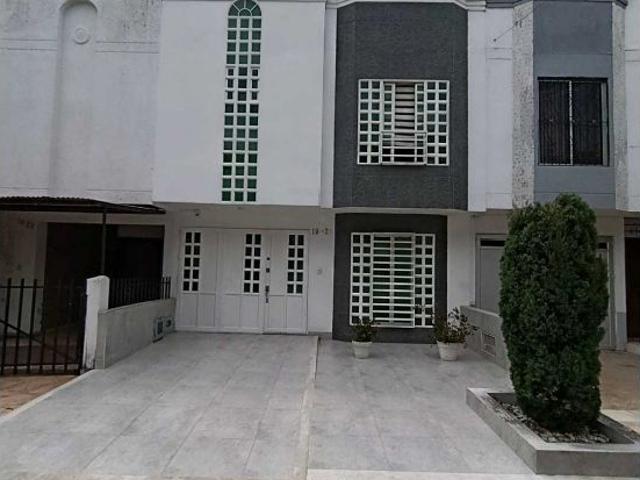Casa en arriendo, Las flores