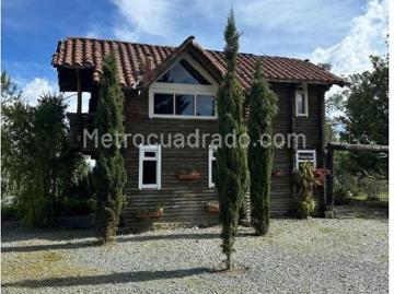 Casa en Arriendo, Las Palmas, Medellín