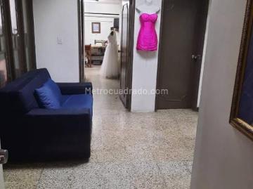 Casa en Arriendo, Laureles, Medellín