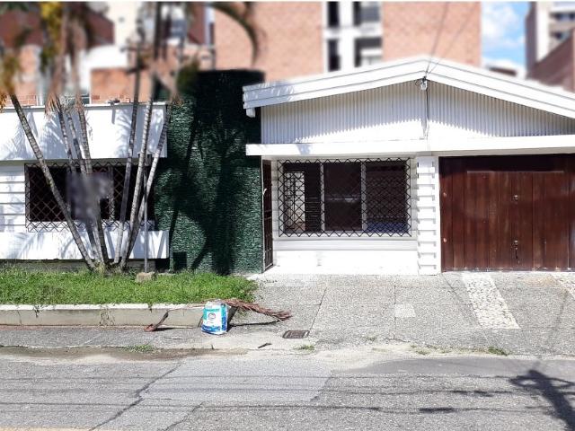 Casa en arriendo, Laureles