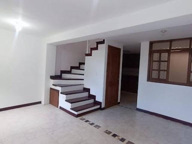 Casa en arriendo, Loma de los bernal