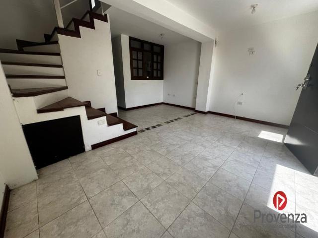 Casa en Arriendo Loma de Los Bernal Medellin