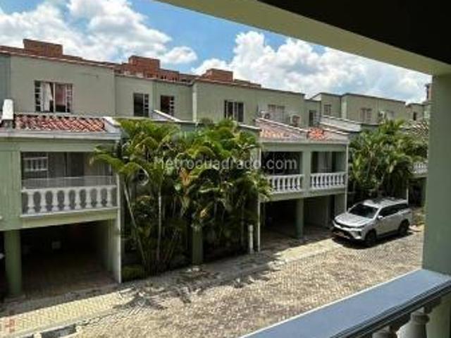 Casa en Arriendo, Loma De Los Bernal, Medellín