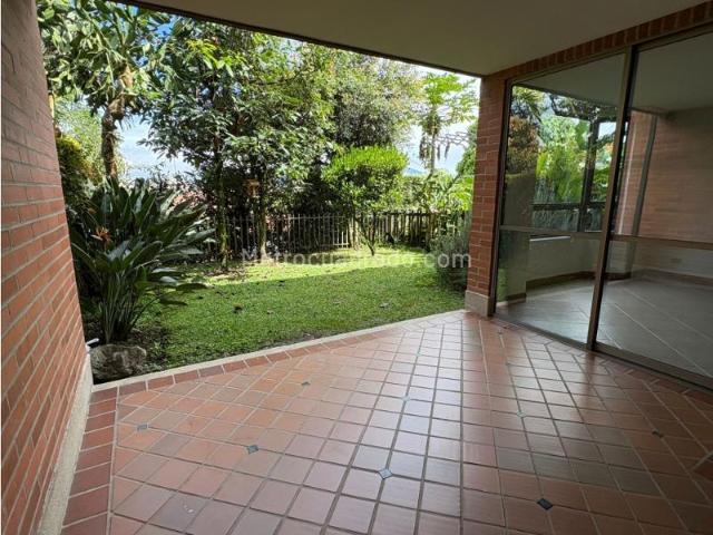 Casa en Arriendo, Loma Del Chocho, Envigado