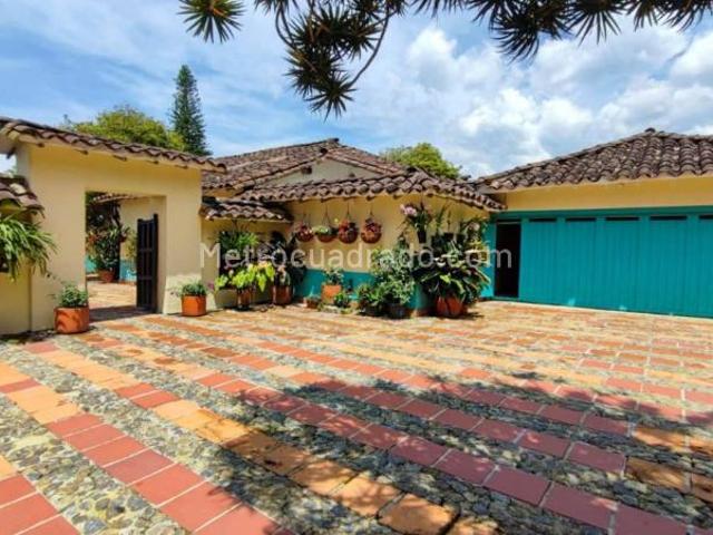 Casa en Arriendo, Loma Del Chocho, Envigado