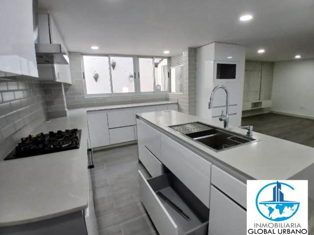Casa en Arriendo Loma del Escobero Envigado
