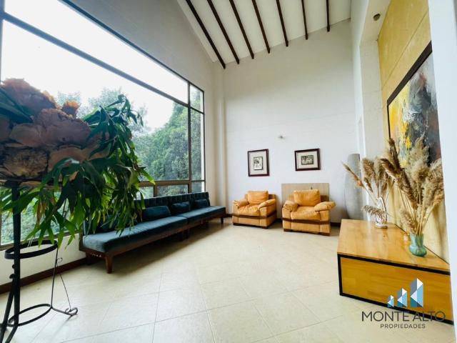 Casa en Arriendo Loma del Escobero Envigado