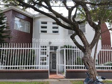 Casa en Arriendo, LOS ALCAZARES, Bogotá D.C