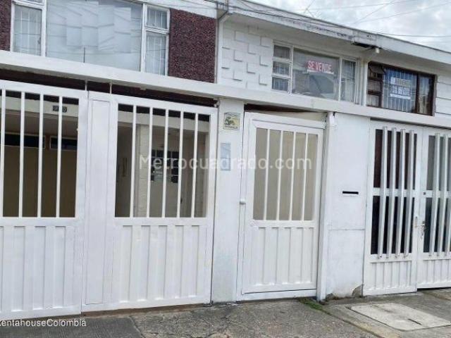 Casa en Arriendo, LOS ANDES, Bogotá D.C
